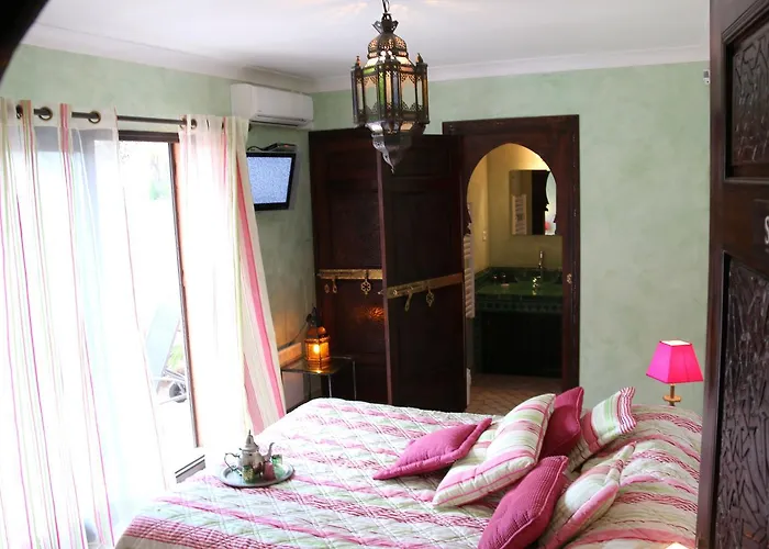 Riads By Nateve - Couples Only 2*